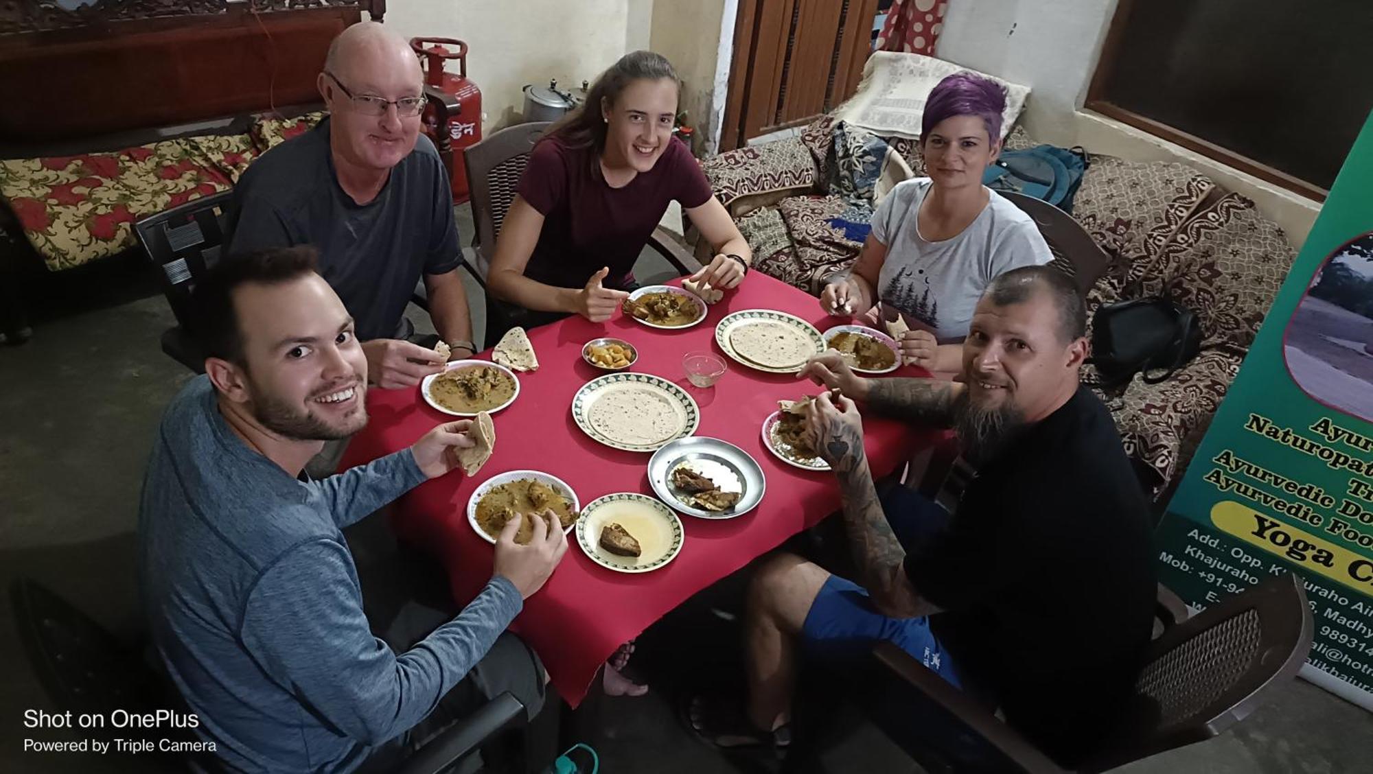 Khajuraho Homestay Buitenkant foto